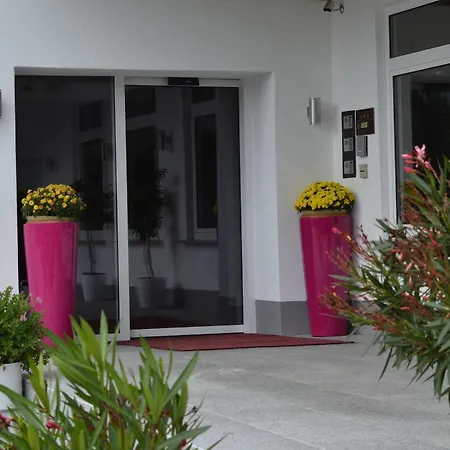 Zerlaut Hotel